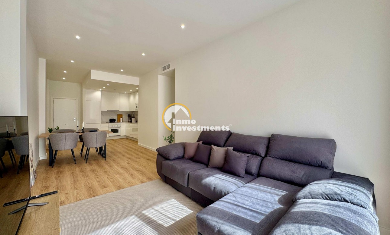 Resale - Apartment - Torrevieja - Centro