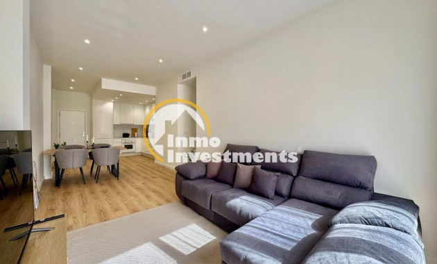 Resale - Apartment - Torrevieja - Centro