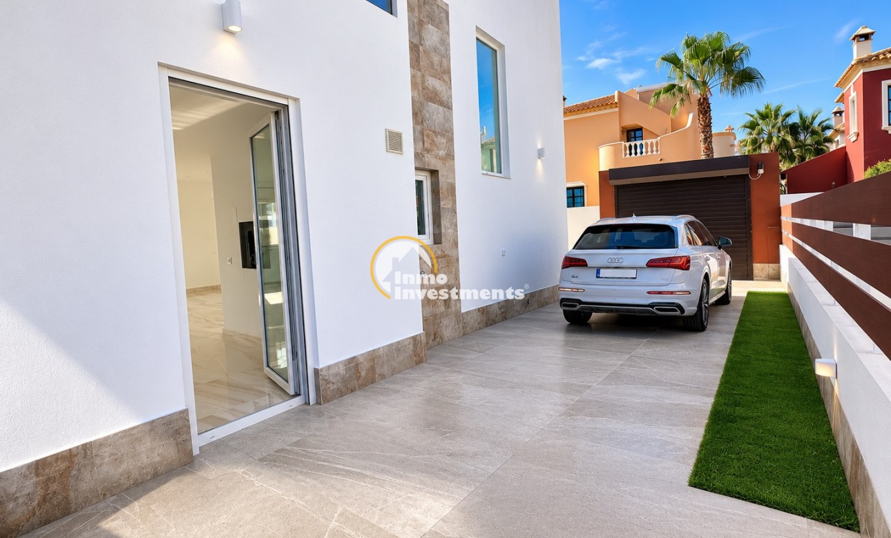 Obra nueva - Chalet independiente - Ciudad Quesada