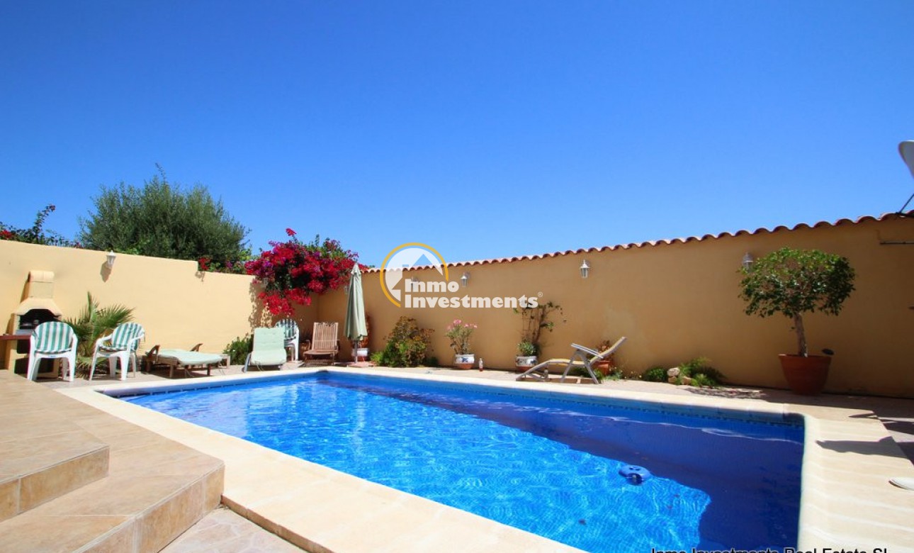 Resale - Villa - Villamartin - Villacosta