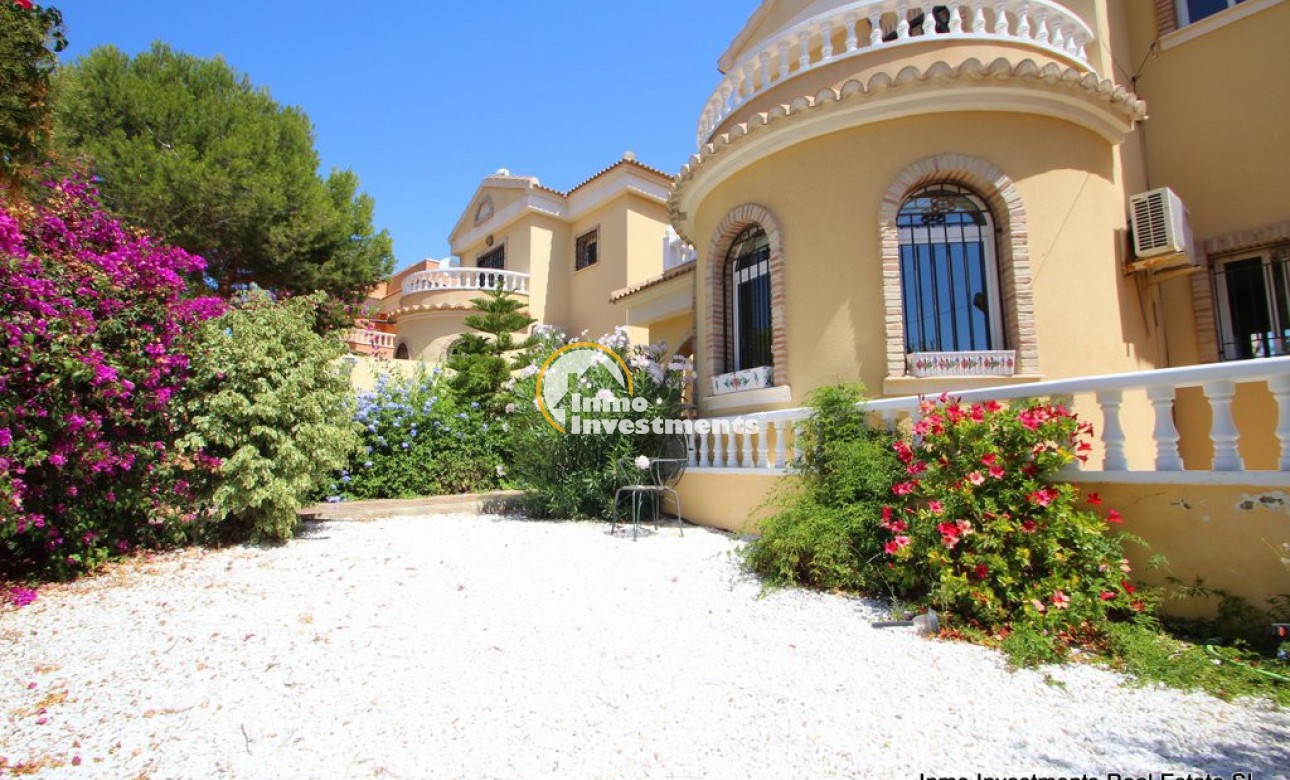 Resale - Villa - Villamartin - Villacosta